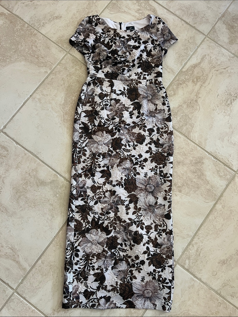 Elegant Floral Sheath Dress in Brown tan